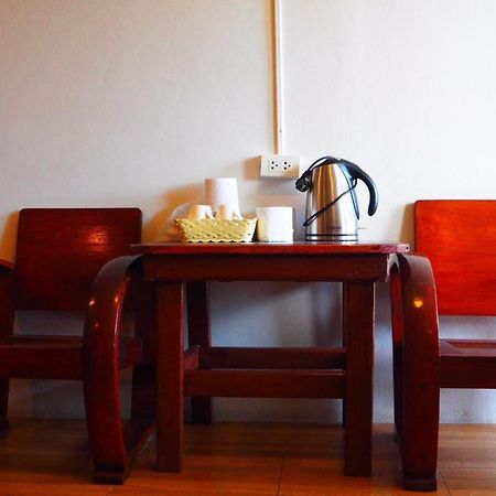 Samchai Hotel Si Racha Ngoại thất bức ảnh