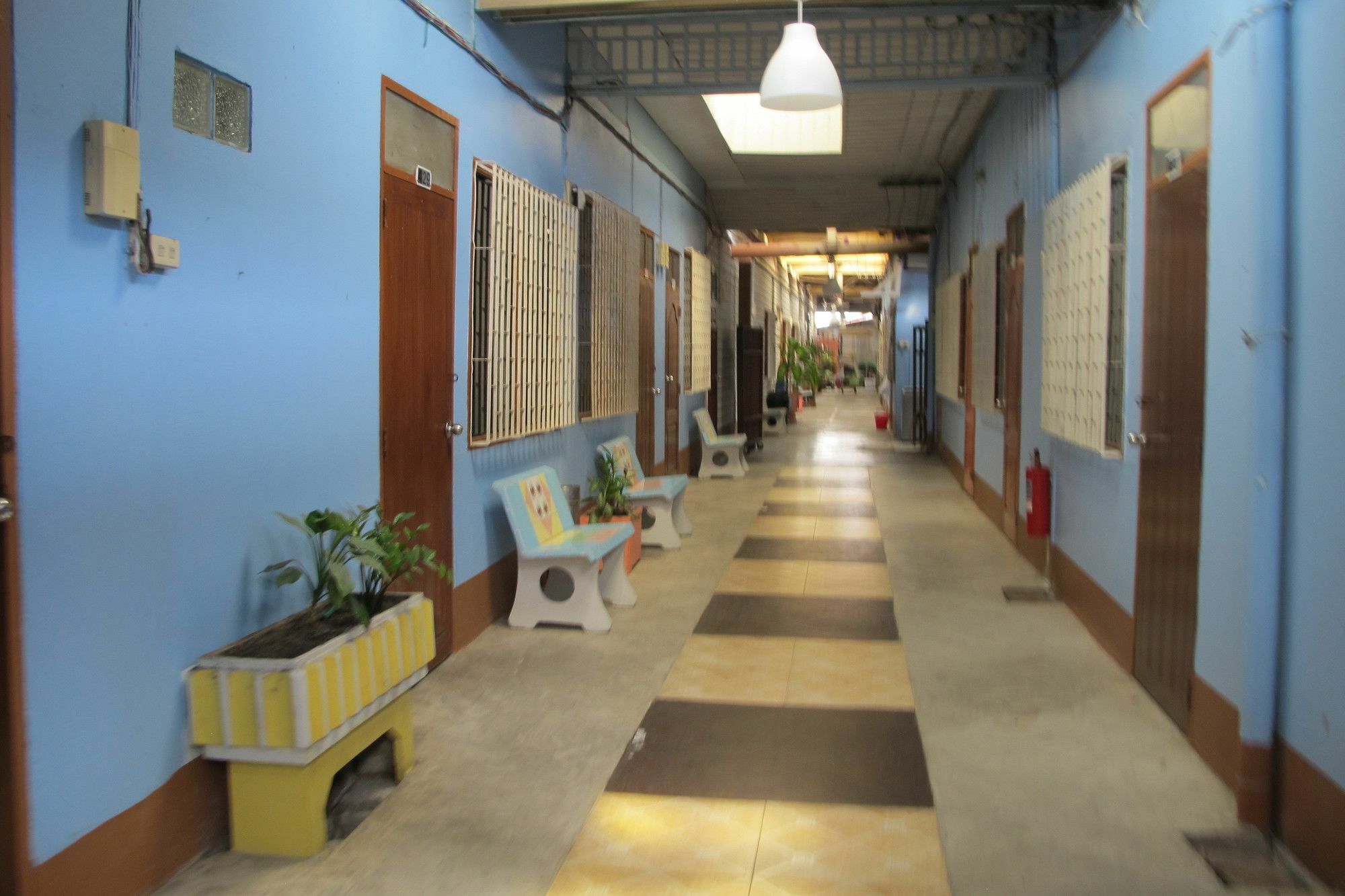 Samchai Hotel Si Racha Ngoại thất bức ảnh