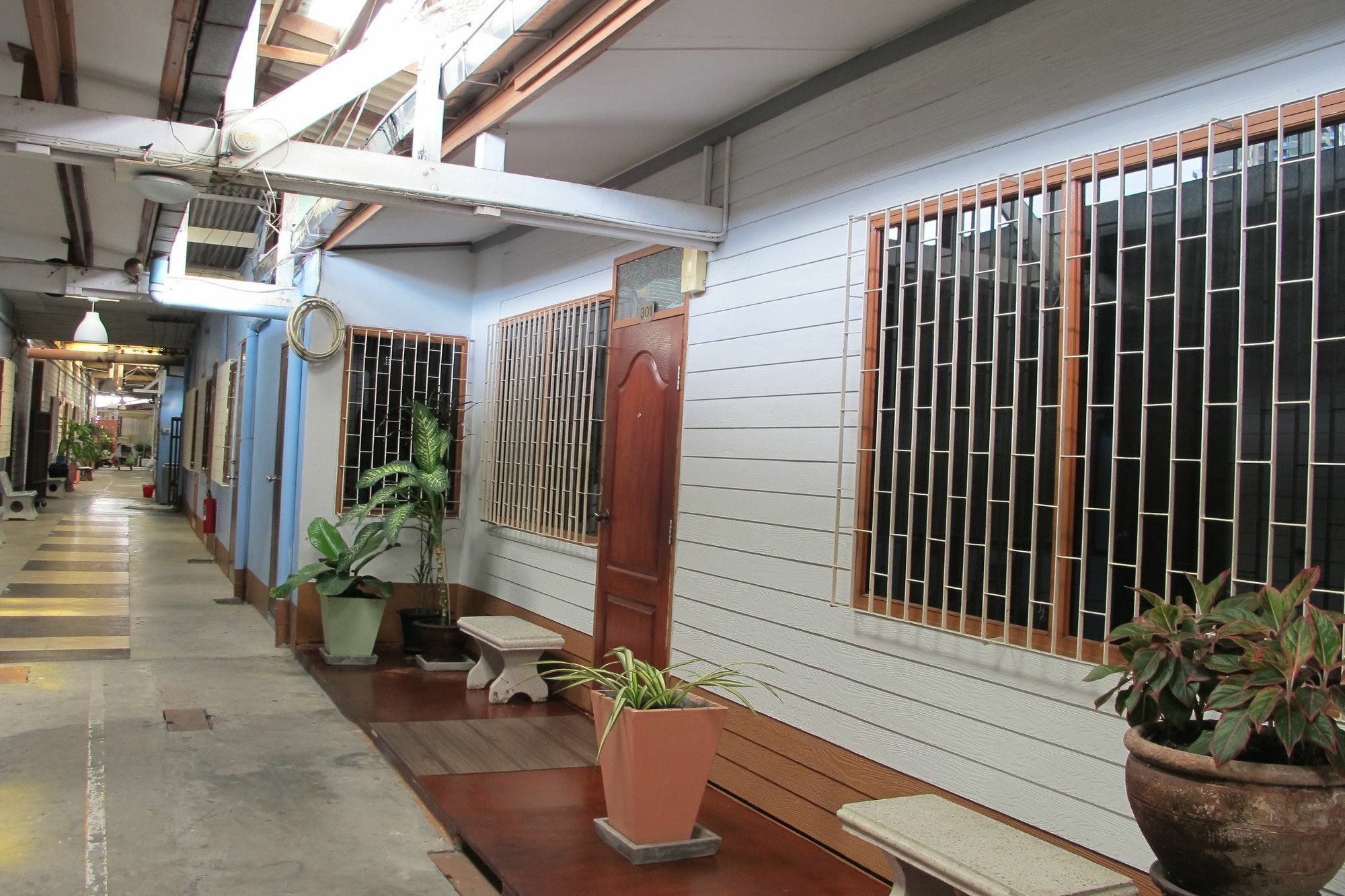 Samchai Hotel Si Racha Ngoại thất bức ảnh