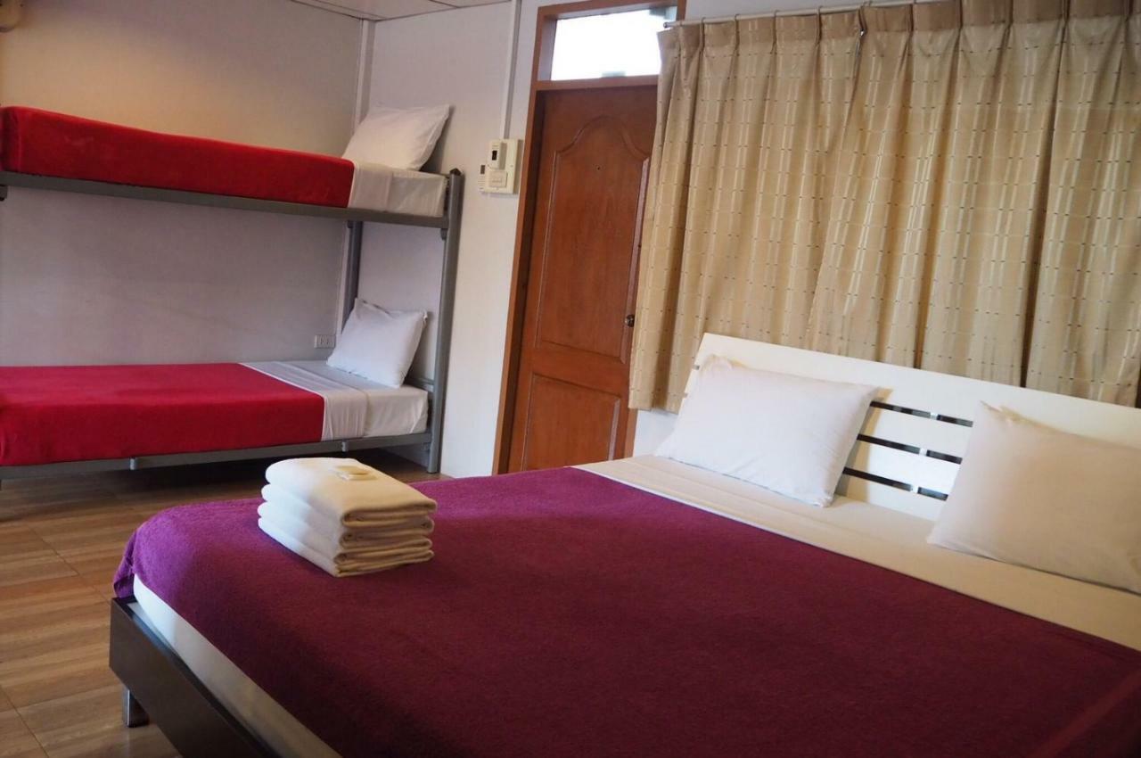 Samchai Hotel Si Racha Ngoại thất bức ảnh