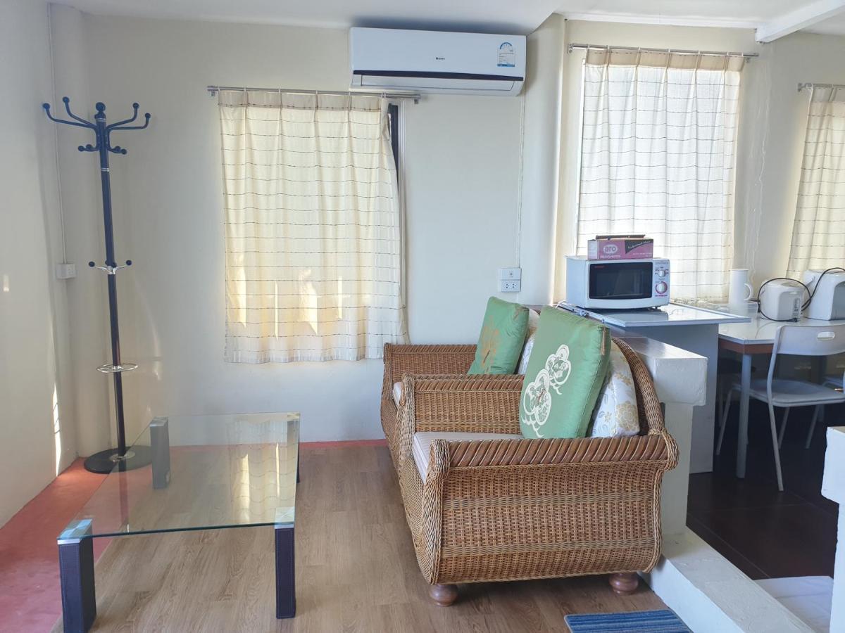 Samchai Hotel Si Racha Ngoại thất bức ảnh