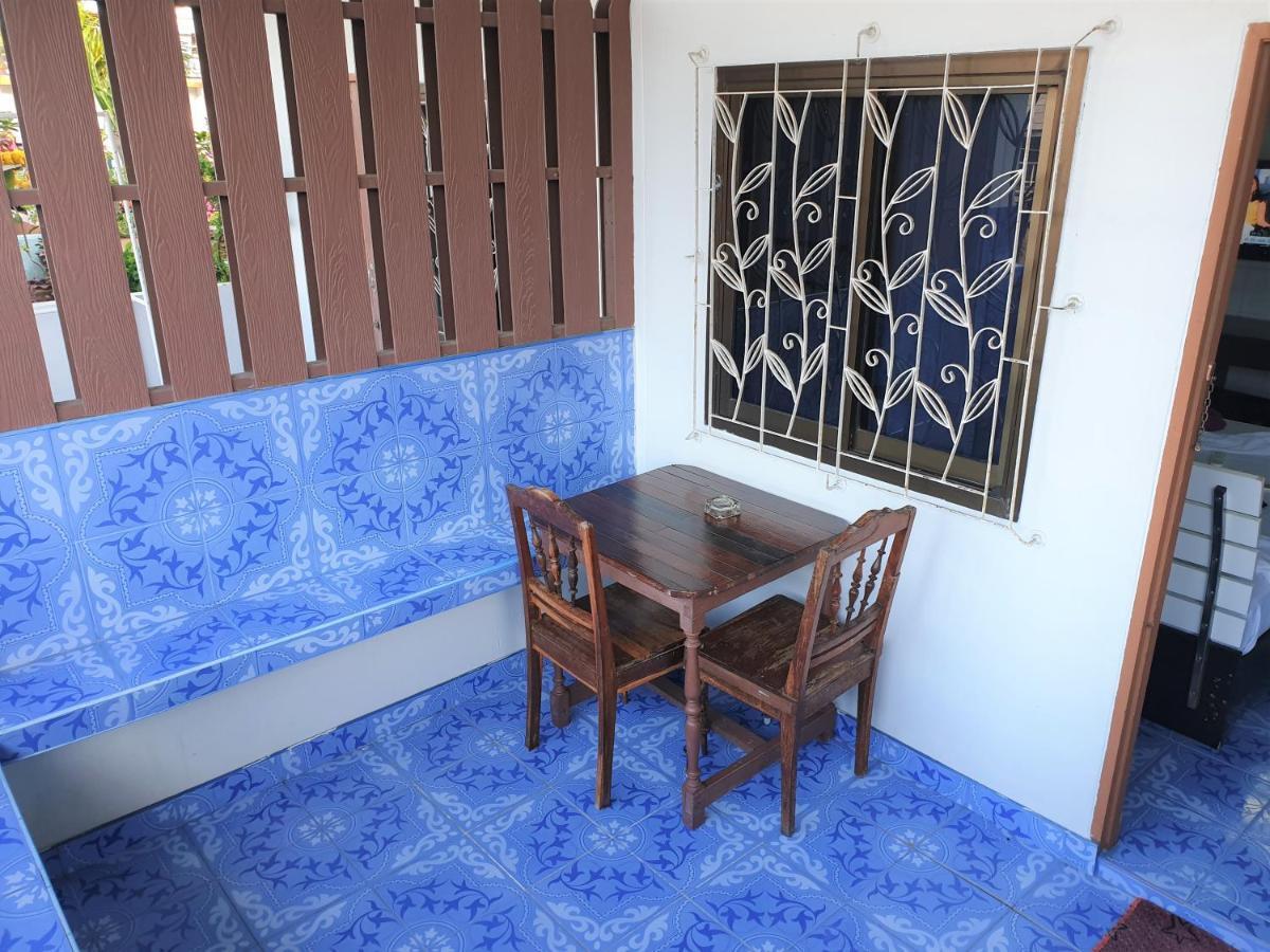 Samchai Hotel Si Racha Ngoại thất bức ảnh
