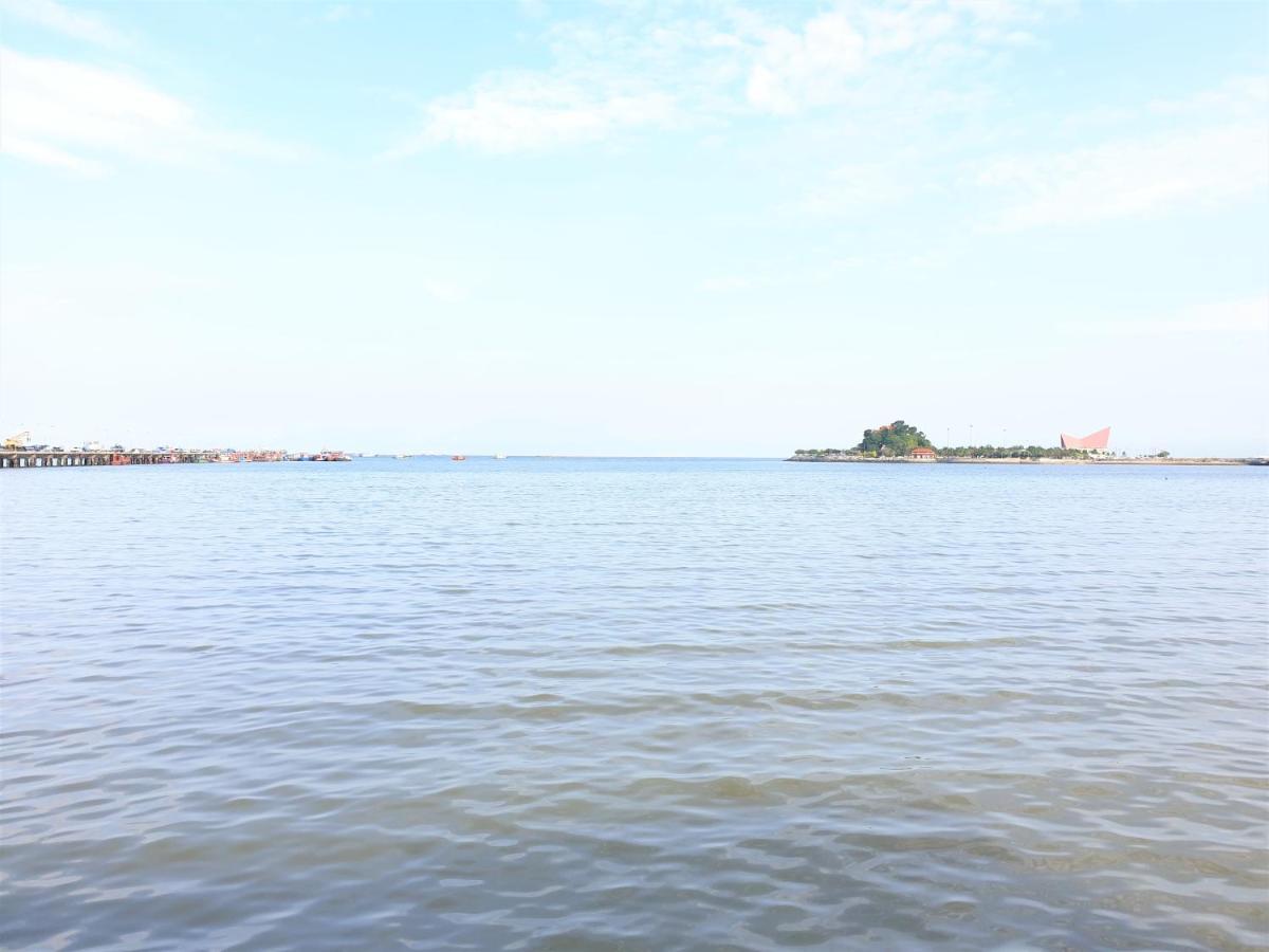 Samchai Hotel Si Racha Ngoại thất bức ảnh